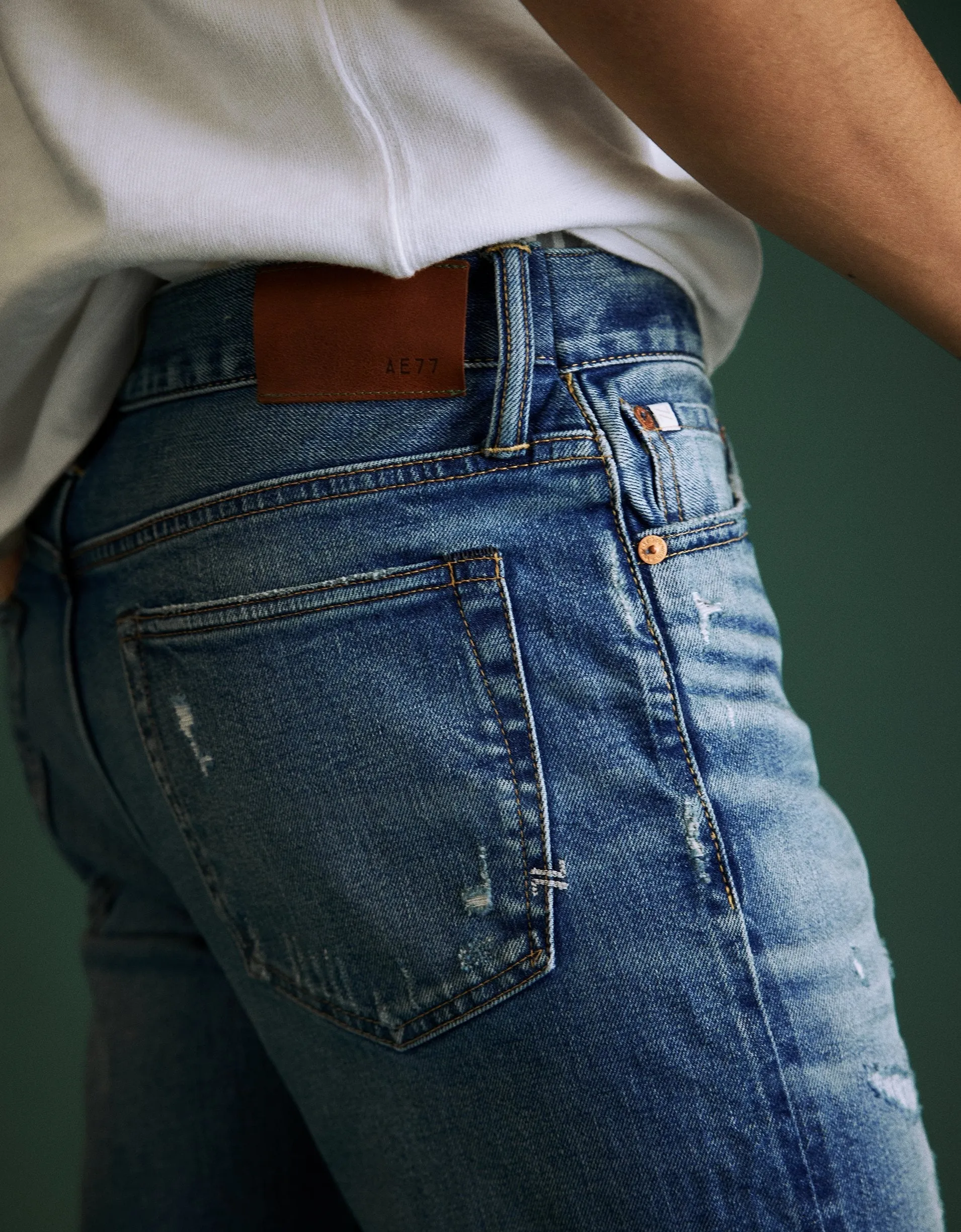 AE77 Premium Athletic Skinny Jean