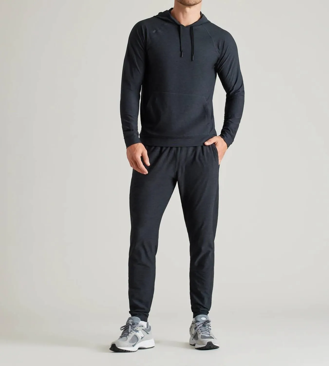 Atmosphere Midweight Jogger Pants In True Black