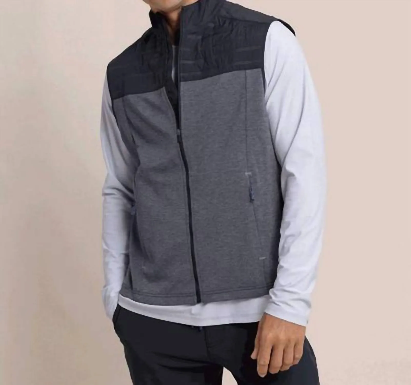 Coligny Quilted Vest In Caviar Black