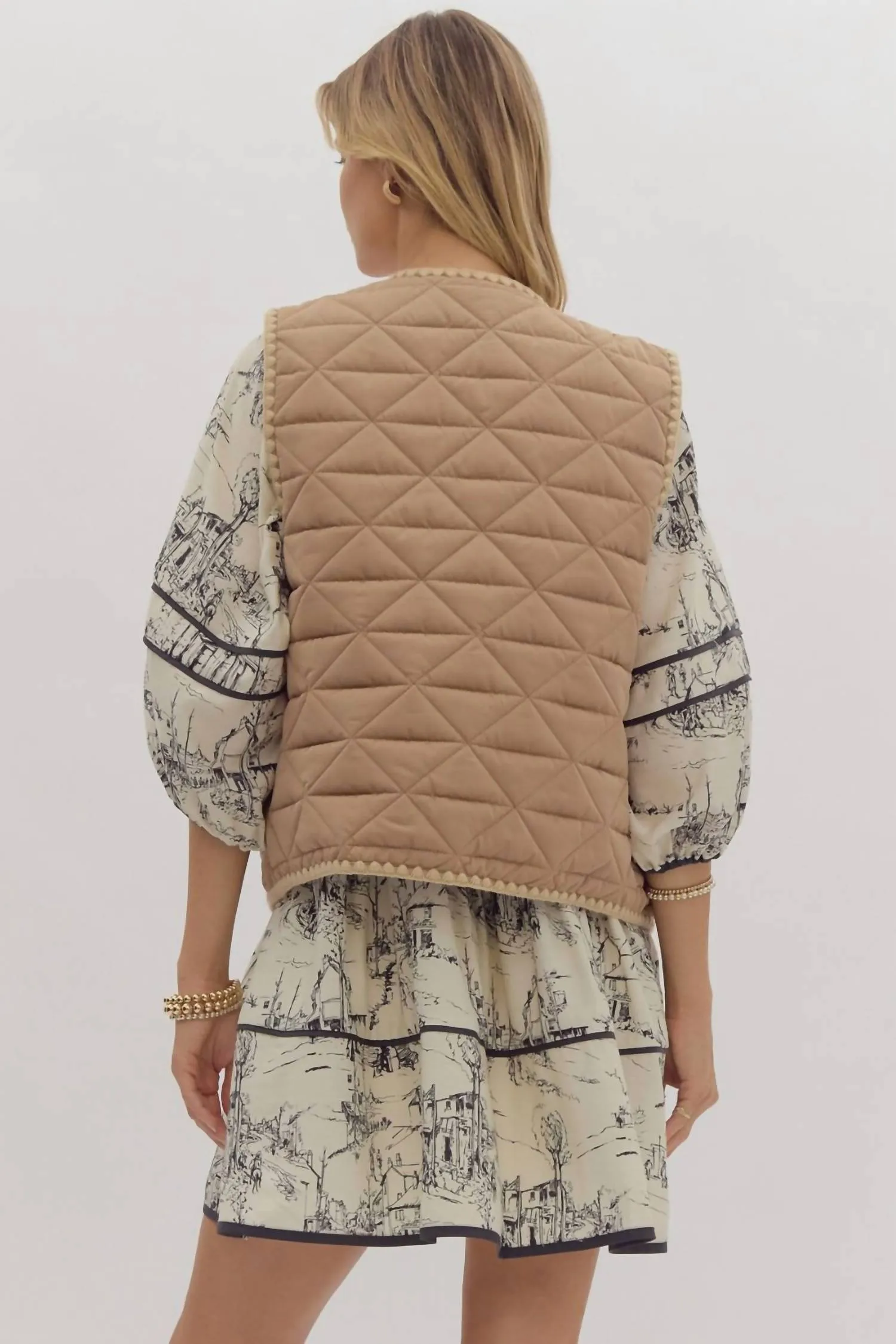 Enjoy The Ride Vest In Camel