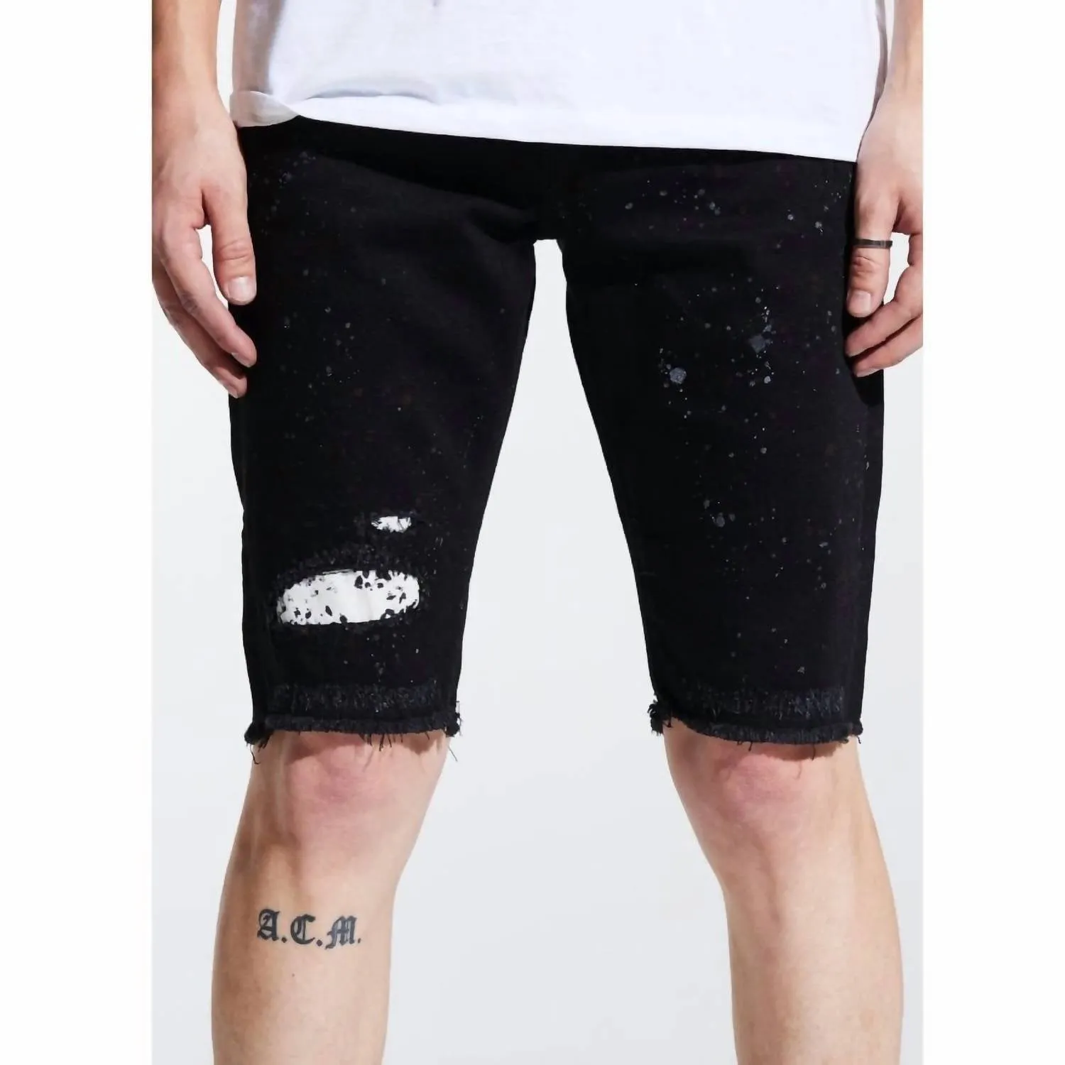 Loki Shorts In Black Distressed
