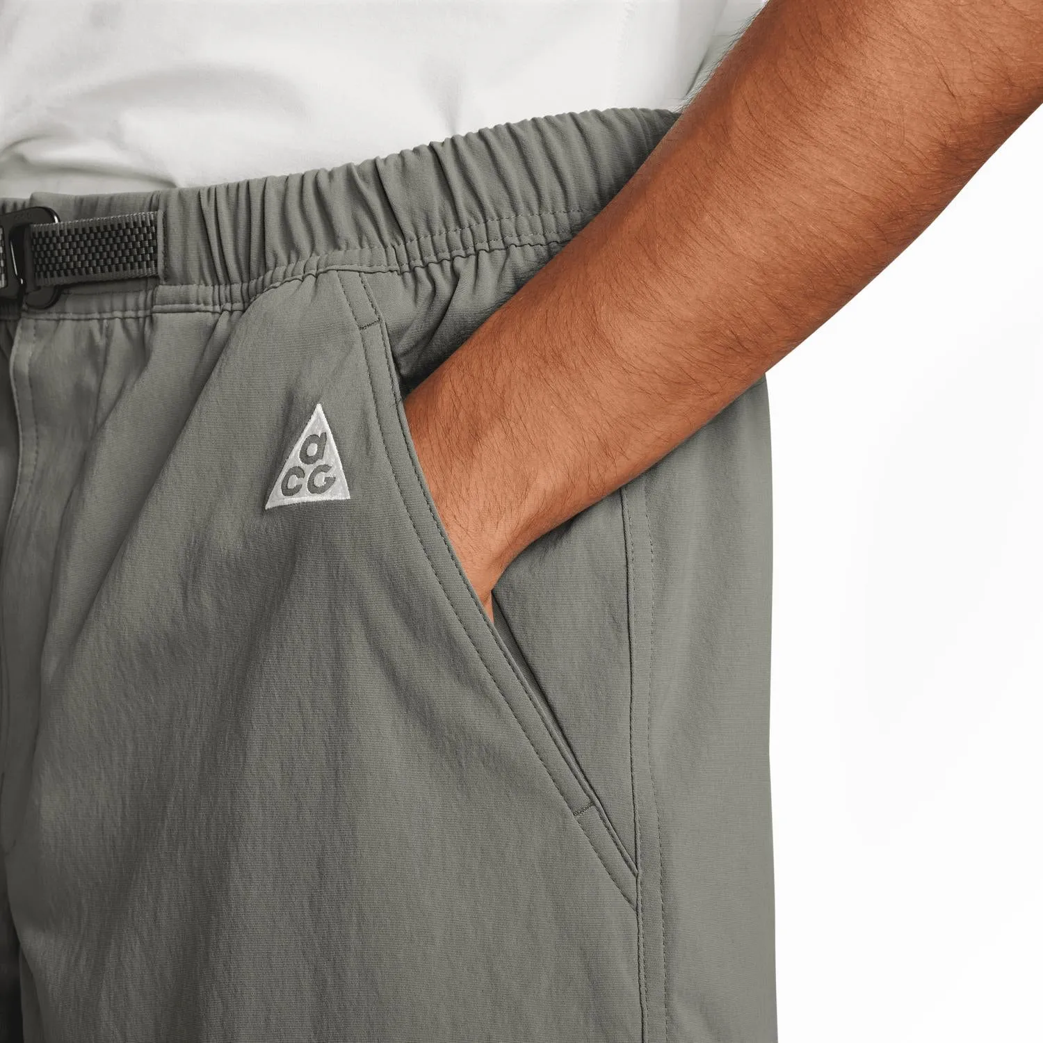 Men's Acg Hiking Shorts In Dark Stucco/summit White