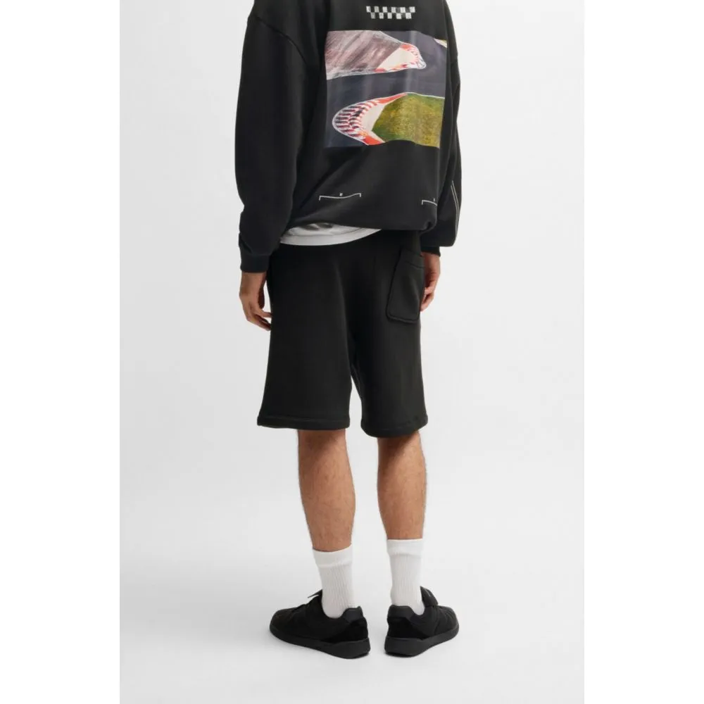 Shorts with racing print