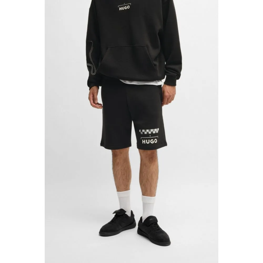 Shorts with racing print