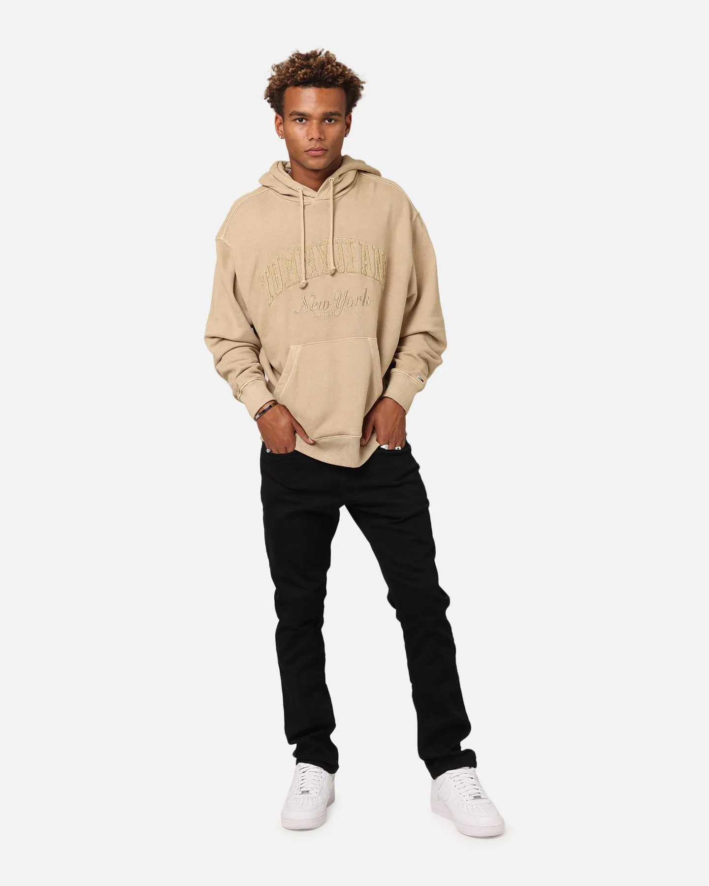 Tommy Jeans Relaxed Vintage Varsity Hoodie Tan