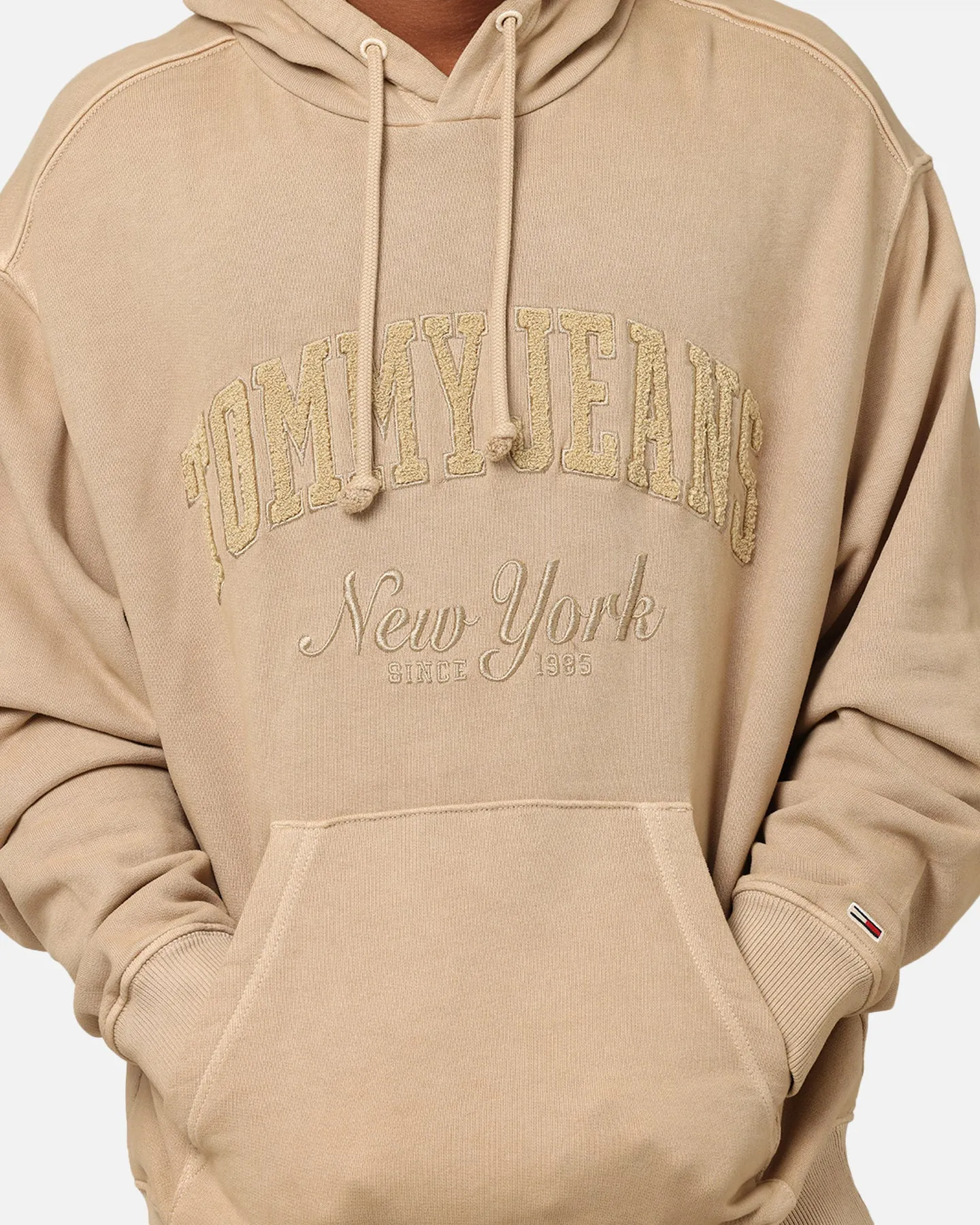Tommy Jeans Relaxed Vintage Varsity Hoodie Tan
